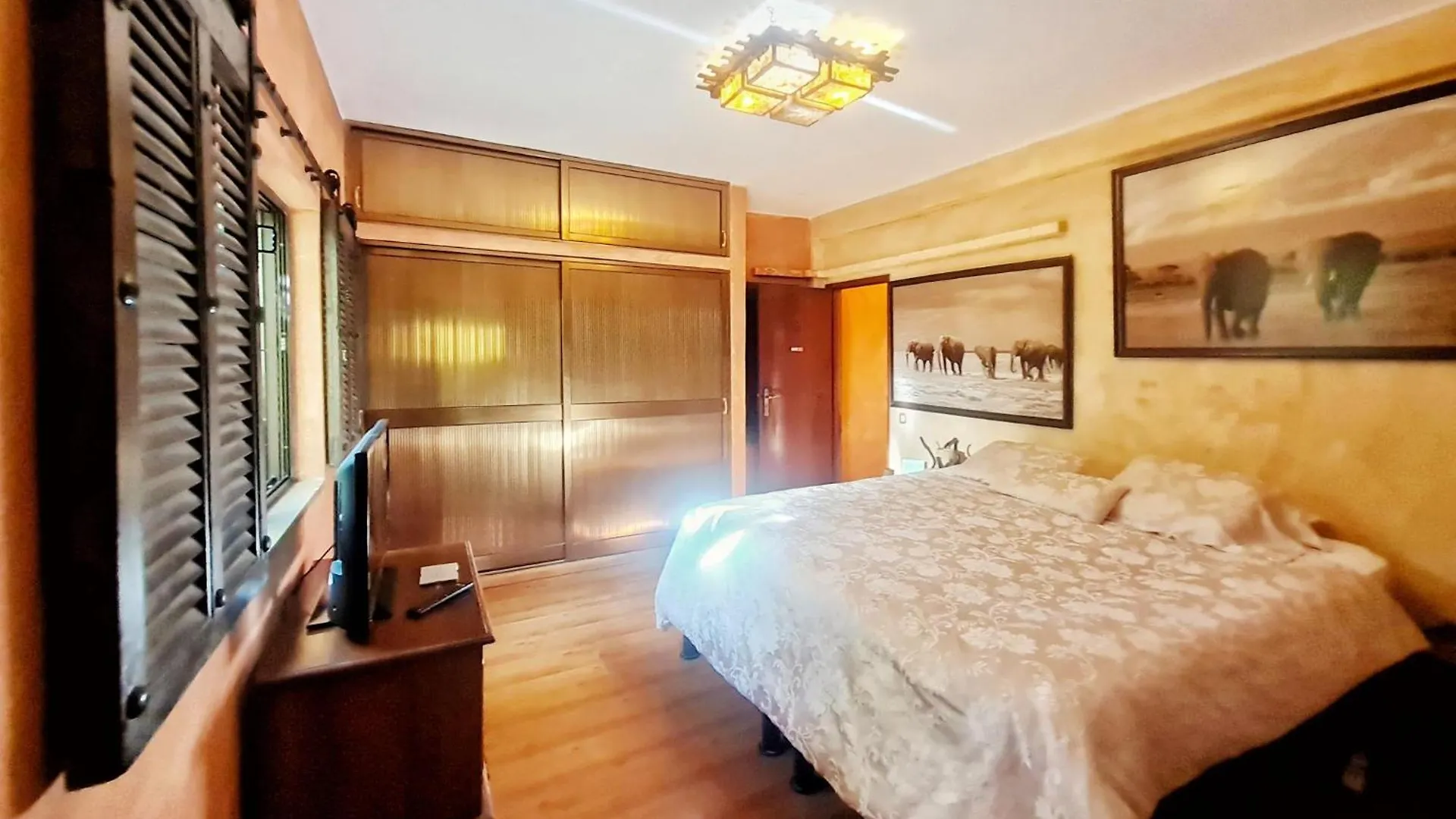 **** Bed and breakfast Villa Paraiso - Naturism Optional Adults Only Porches  Portugal