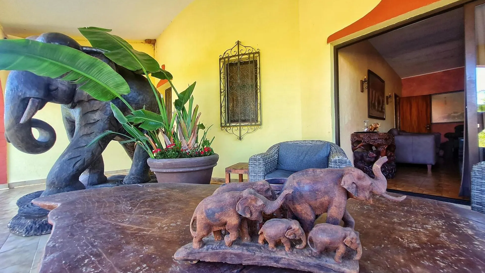 Villa Paraiso - Naturism Optional Adults Only Porches  Portugal