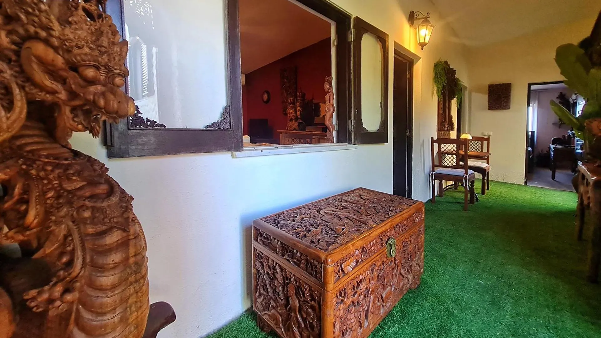 Bed and breakfast Villa Paraiso - Naturism Optional Adults Only Porches